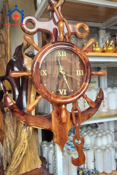 dong-ho-mo-neo-go-cam